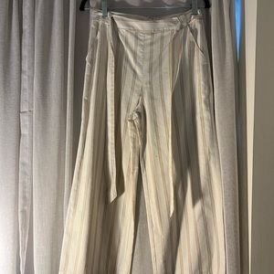 Linen cropped wide leg pants with matching belt